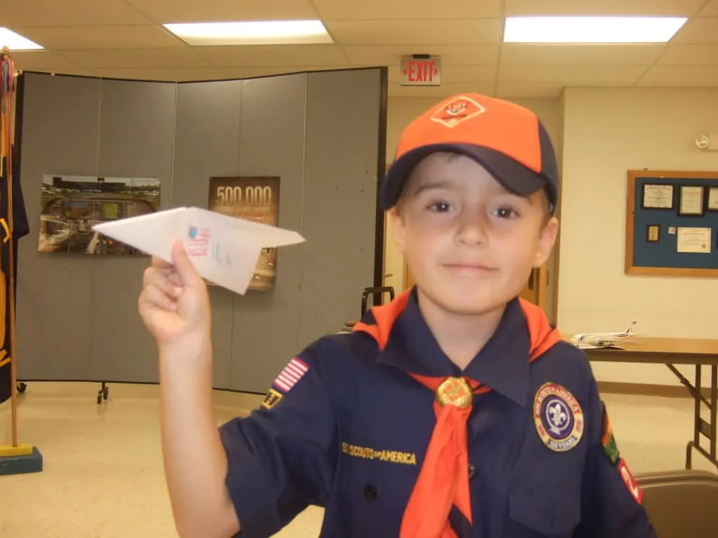 cub scout paper airplane contest